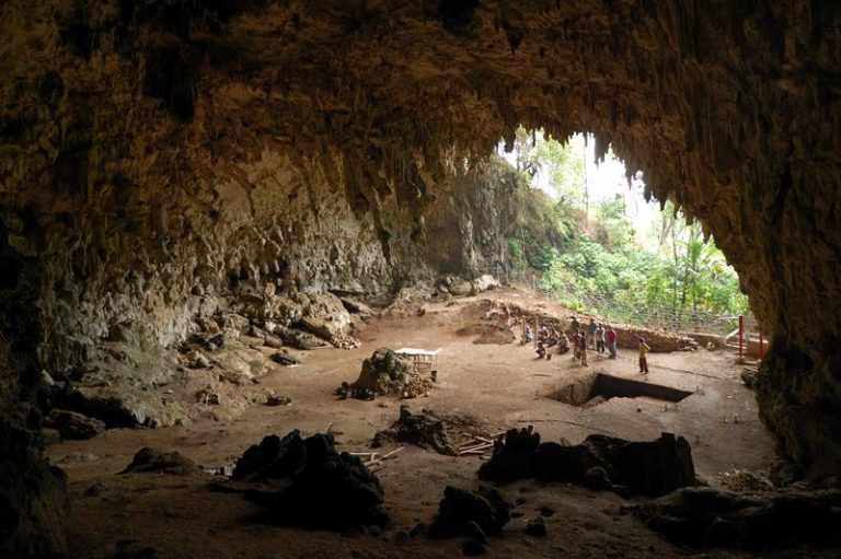 Goa Liang Bua – Menyibak Jejak Manusia Purba di Tanah Flores