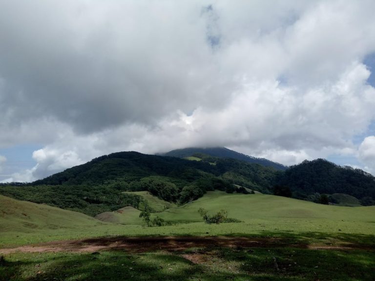 Wisata Gunung Mutis