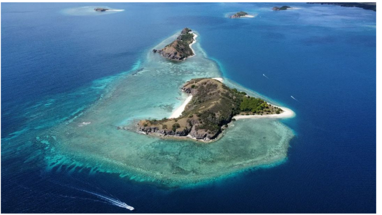 Taman Laut 17 Pulau Riung