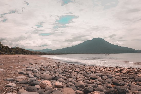 Pantai Cepi Watu